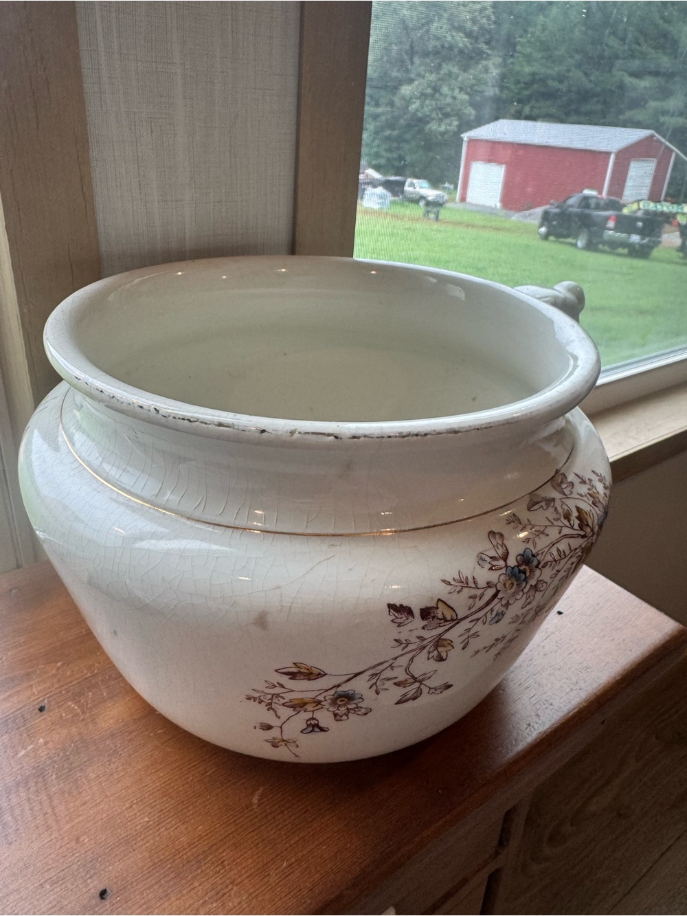 Antique Floral Ceramic Chamber Pot Planter - Cream - Picture 2 of 4